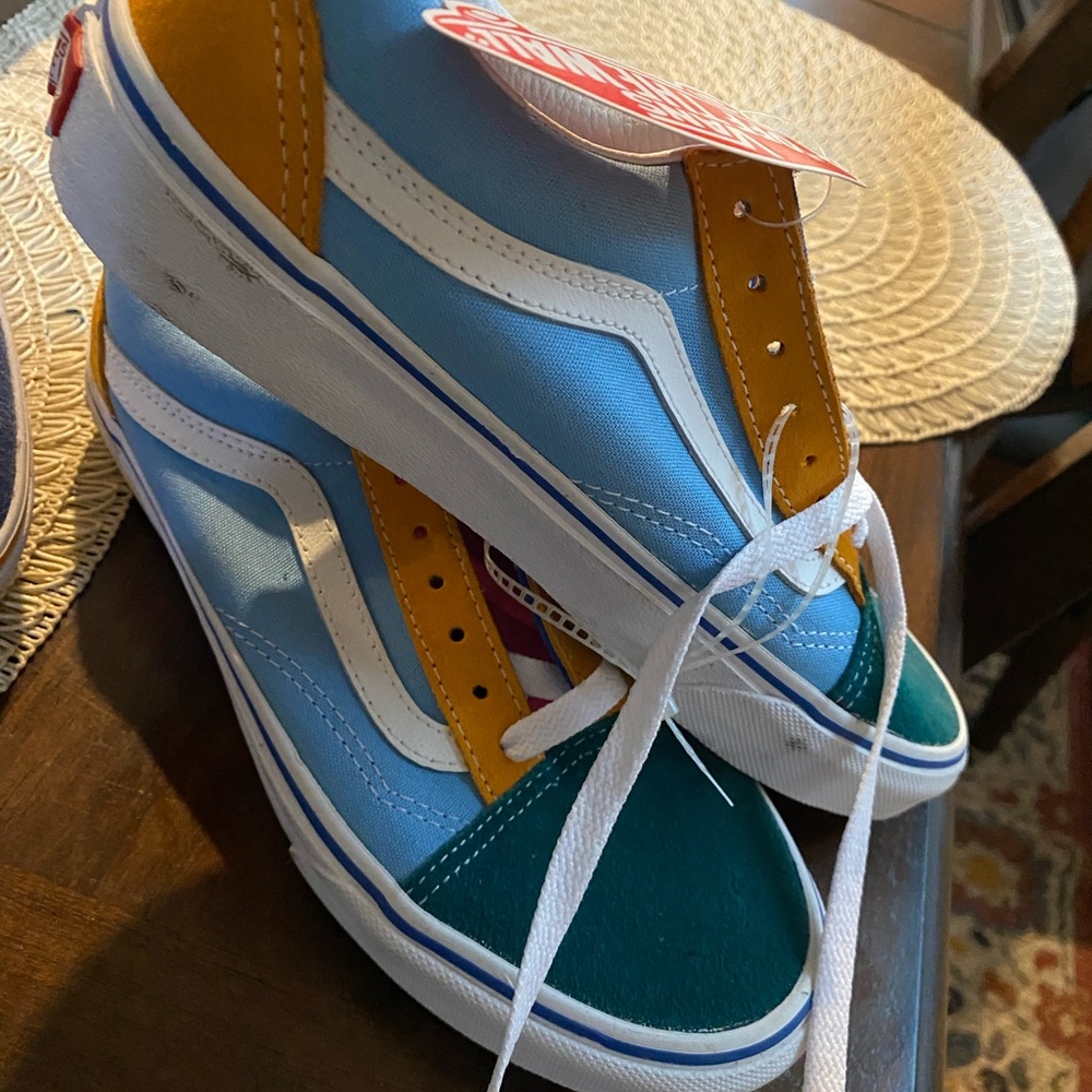 Vans Blue and Green Colorblock Sneakers - Picture 2 of 2